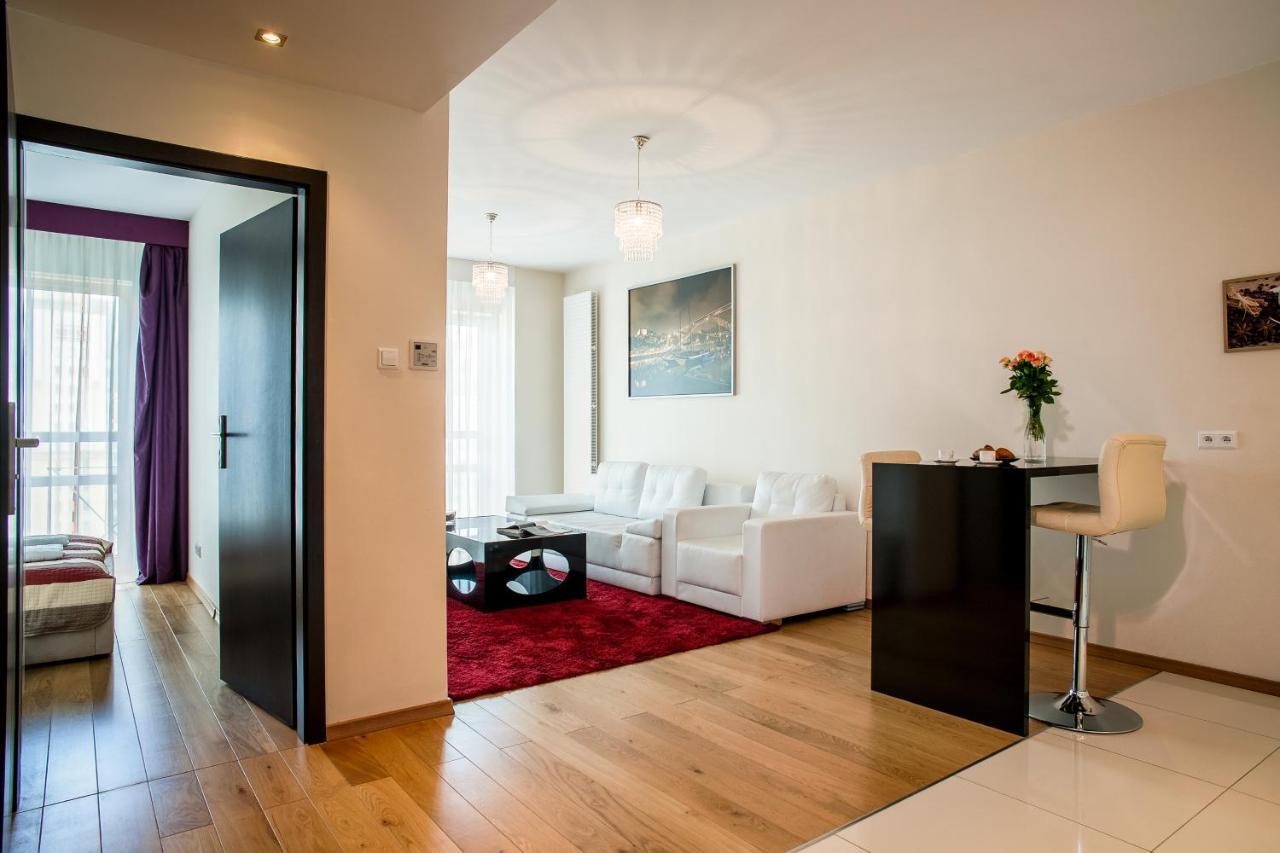 Platinum Towers Luxury Apartments Varsóvia Exterior foto